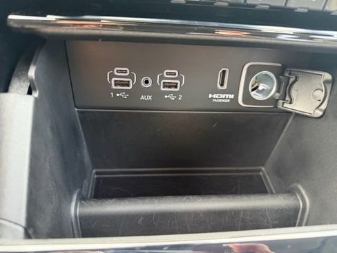 Used 2023 Jeep Grand Cherokee 4WD 4xe image 27