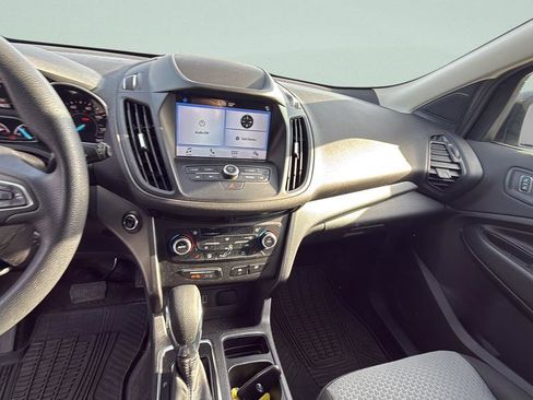 Certified 2019 Ford Escape SE image 19