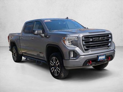 Used 2021 GMC Sierra 1500 AT4 w/ Driver Alert Package II AWD/4WD image 3