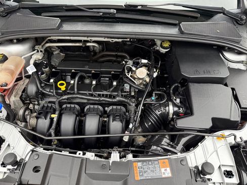Used 2016 Ford Focus SE image 30