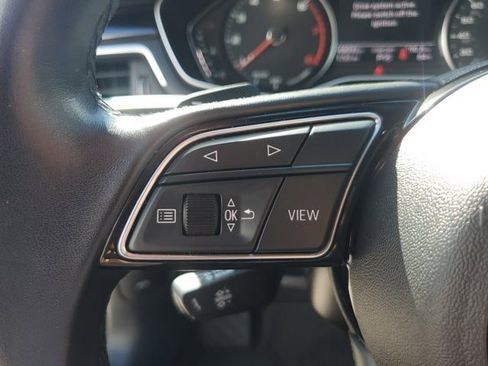 Used 2022 Audi A4 2.0T Premium w/ Convenience Package image 29