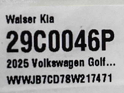 Used 2025 Volkswagen Golf AWD/4WD image 27