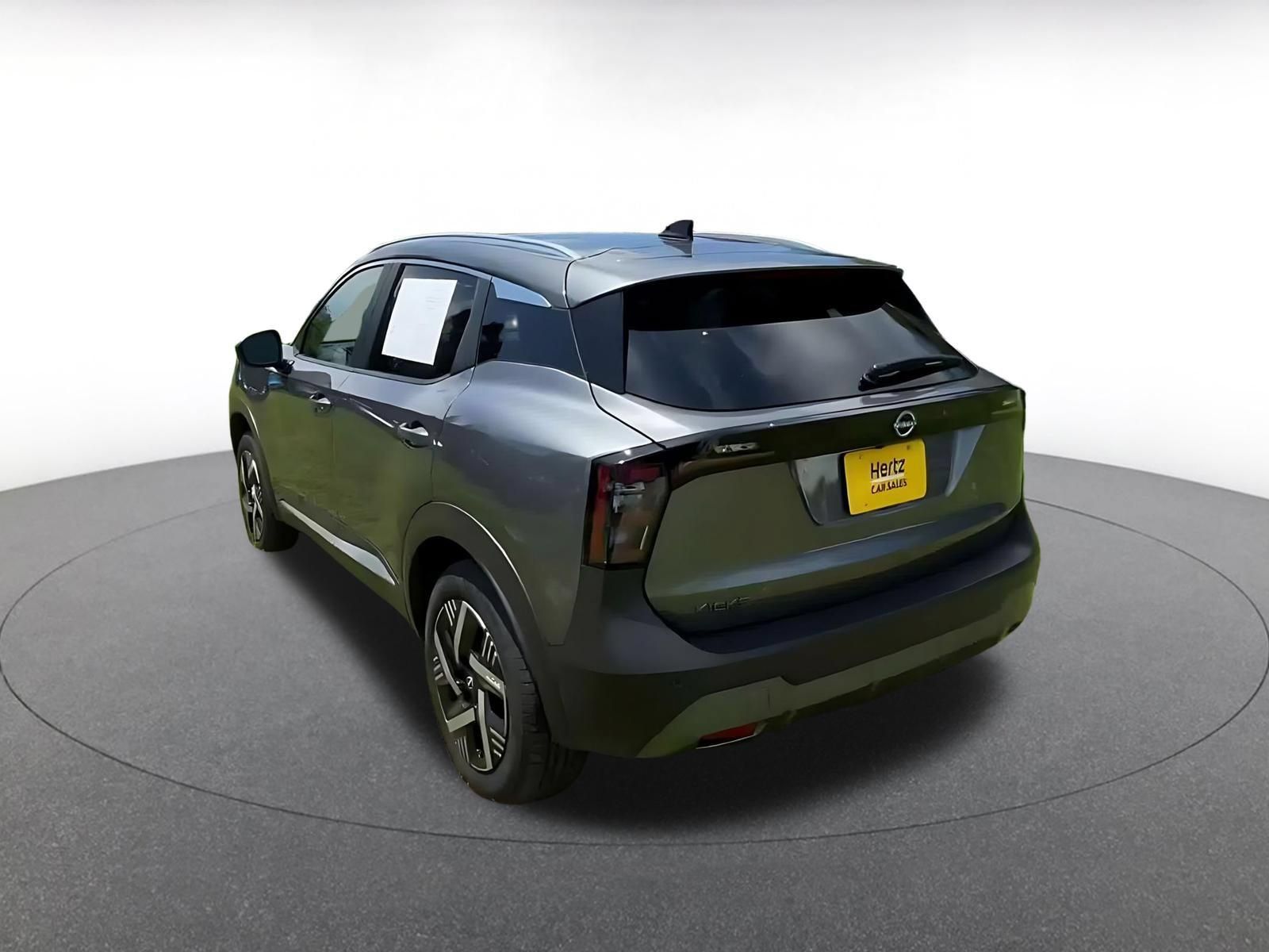 Used 2026 Nissan Kicks SV w/ Cold Weather Package FWD image 10