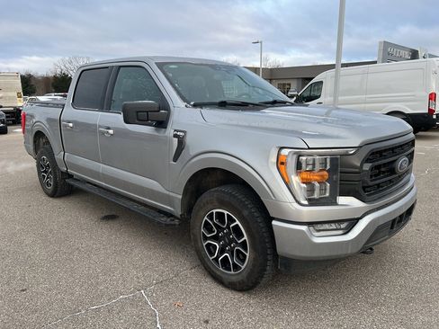 Used 2023 Ford F150 XLT w/ Equipment Group 302A High image 9