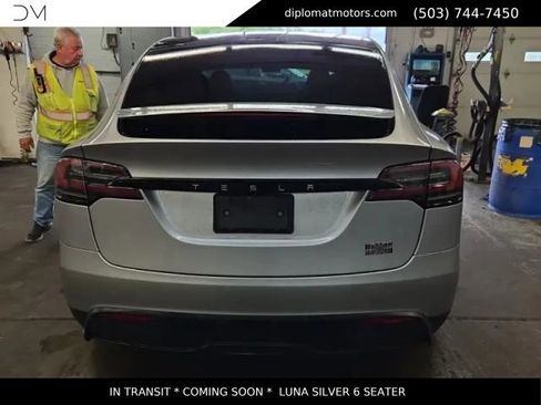 Used 2025 Tesla Model X Plaid AWD/4WD image 5