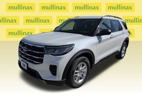 New 2026 Ford Explorer Active image 12