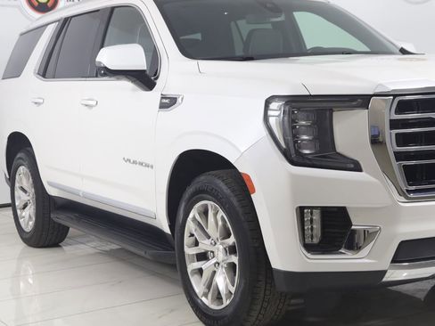 Used 2022 GMC Yukon SLT w/ SLT Premium Package image 38