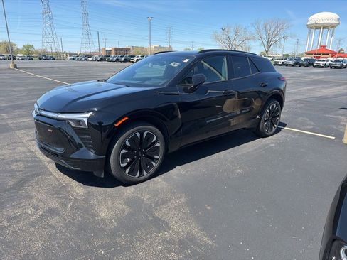 Used 2024 Chevrolet Blazer EV RS image 4