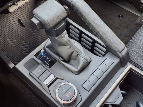 Used 2025 Toyota 4Runner SR5 RWD image 23