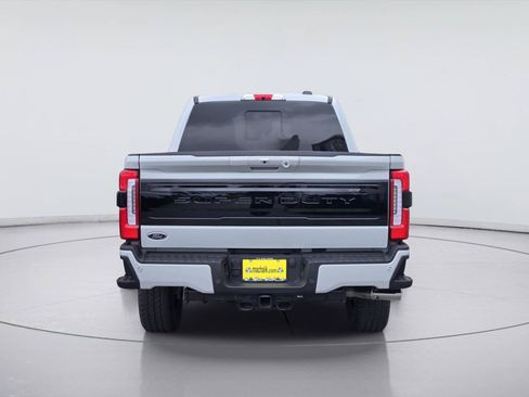 Used 2025 Ford F250 Platinum AWD/4WD image 7
