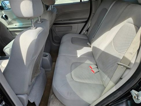 Used 2008 Chevrolet HHR LS image 13