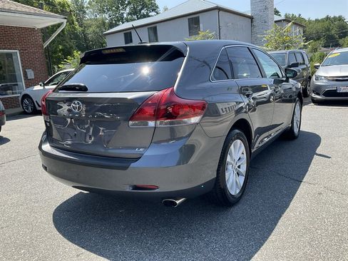 Used 2014 Toyota Venza LE FWD image 5