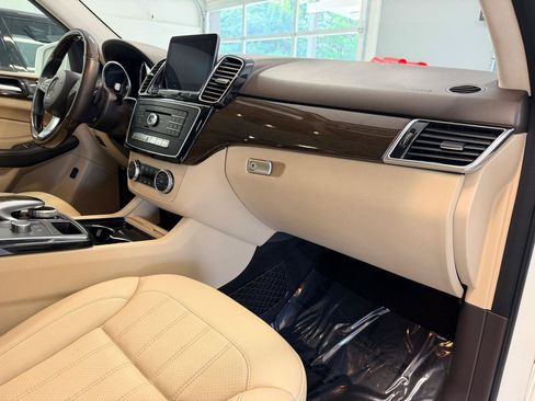 Used 2018 Mercedes-Benz GLE 350 image 27