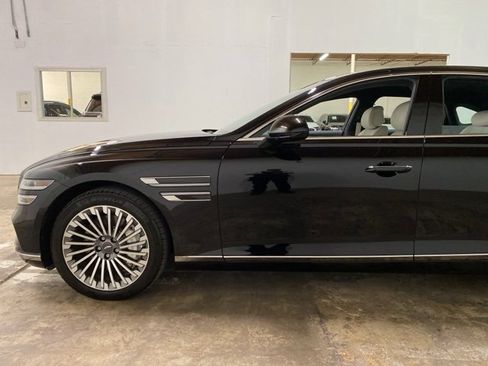 Used 2024 Genesis G80 image 92