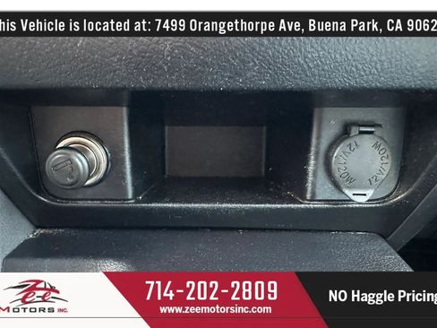 Used 2015 Toyota Sequoia SR5 w/ Premium Package RWD image 38