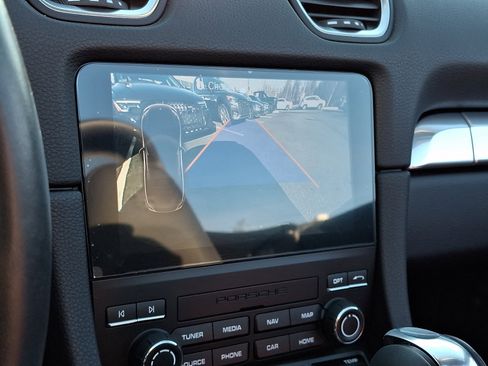 Used 2024 Porsche 718 Boxster image 16