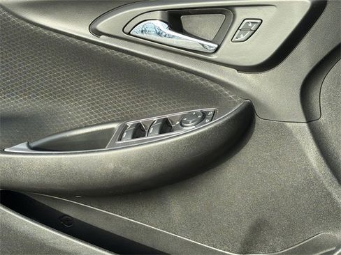 Used 2024 Chevrolet Malibu LS image 31