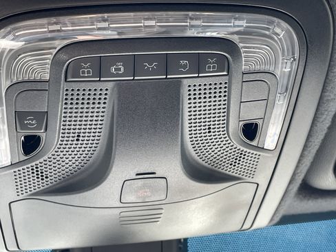 New 2025 Mercedes-Benz Sprinter 2500 image 38