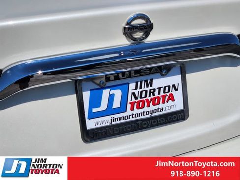 Used 2019 Nissan Maxima 3.5 S w/ Floor Mat Group FWD image 11
