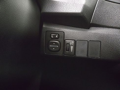 Used 2016 Toyota Corolla S image 27