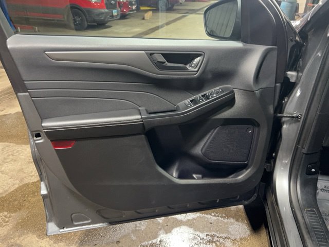 Used 2024 Ford Escape Active AWD/4WD image 18