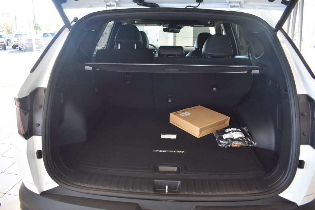 New 2026 Hyundai Tucson Limited AWD/4WD image 9