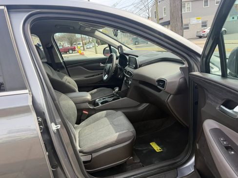 Used 2019 Hyundai Santa Fe SE FWD image 24