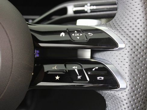 Used 2026 Mercedes-Benz GLC 300 4MATIC image 20