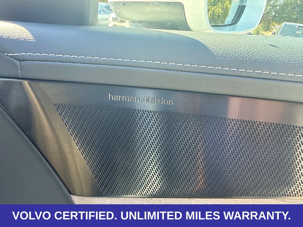 Certified 2026 Volvo XC90 B6 Plus AWD/4WD image 18