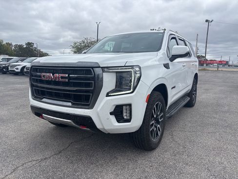 Used 2023 GMC Yukon AT4 image 2
