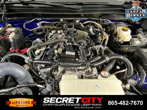 Used 2025 Toyota Tacoma TRD Sport AWD/4WD image 30