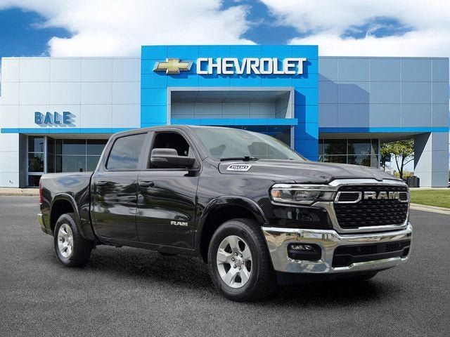 Used 2025 RAM 1500 Big Horn AWD/4WD image 1