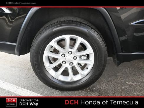 Used 2021 Jeep Grand Cherokee Laredo X image 24