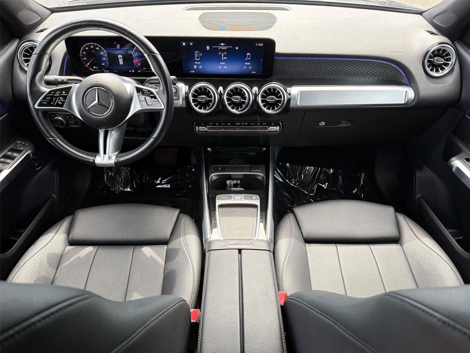 Used 2024 Mercedes-Benz GLB 250 image 11