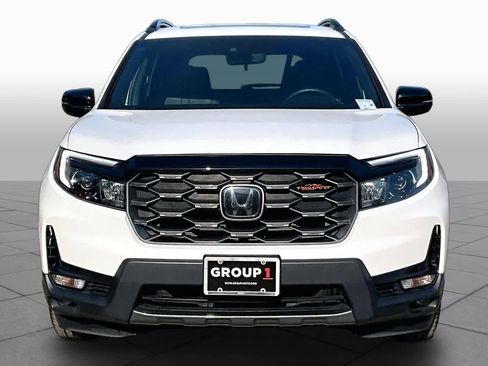 Used 2023 Honda Passport TrailSport image 4