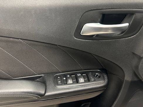Used 2020 Dodge Charger GT w/ Blacktop Package image 10