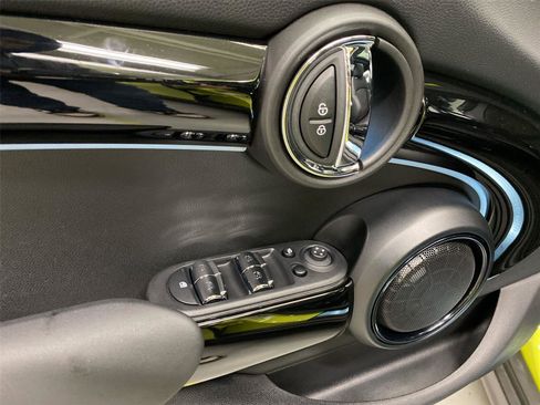 Certified 2023 MINI Cooper S w/ Premium Package image 19