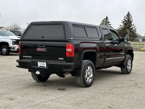 Used 2015 GMC Sierra 2500 SLT w/ All-Terrain HD Package image 7