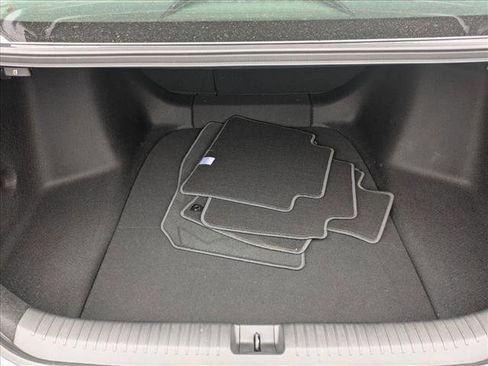 Used 2025 Honda Accord SE image 6