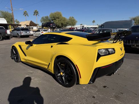Used 2019 Chevrolet Corvette ZR1 w/ Chrome Badge Package image 5