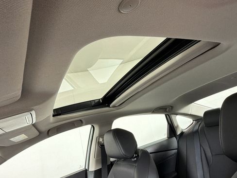 Used 2024 Honda Accord EX-L image 16