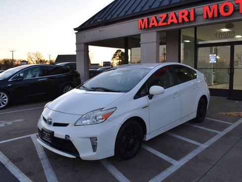 Used 2015 Toyota Prius One FWD image 9