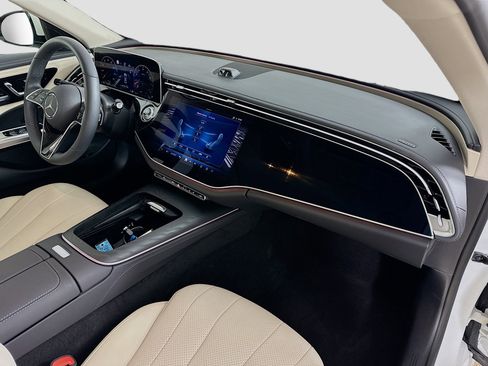 Certified 2026 Mercedes-Benz E 350 4MATIC Sedan image 37