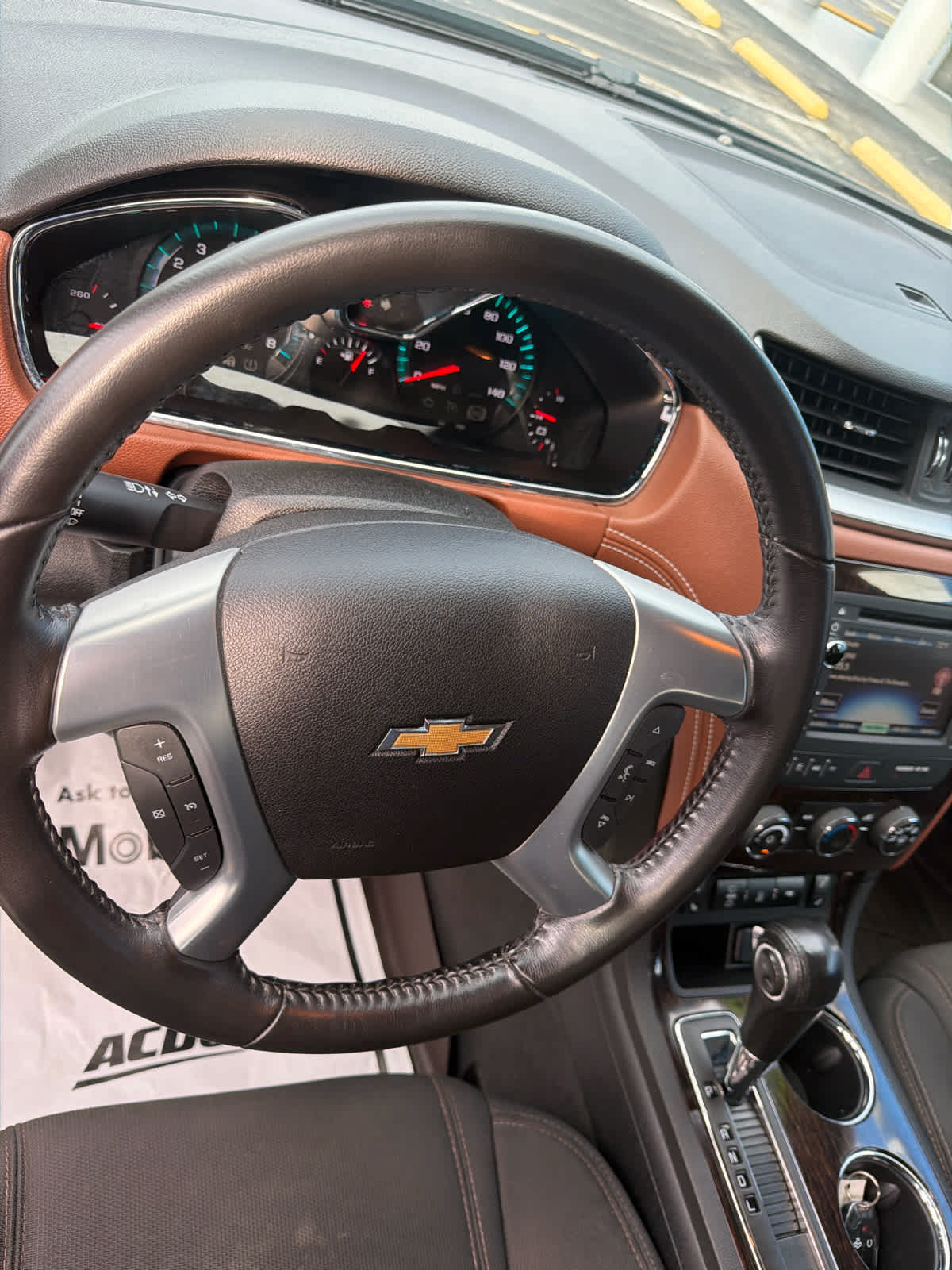 Used 2015 Chevrolet Traverse LT w/ Style and Technology Package FWD image 15