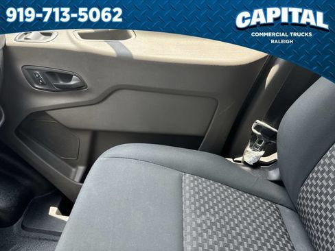 Used 2025 Ford Transit 250 Low Roof w/ Exterior Upgrade Package RWD image 28