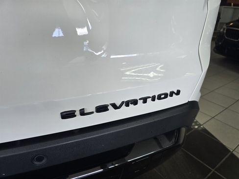 Used 2026 GMC Terrain Elevation w/ Elevation Premium Package AWD/4WD image 39