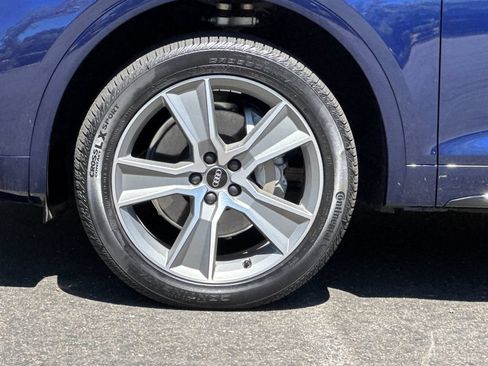 Used 2025 Audi Q5 2.0T Premium AWD/4WD image 40