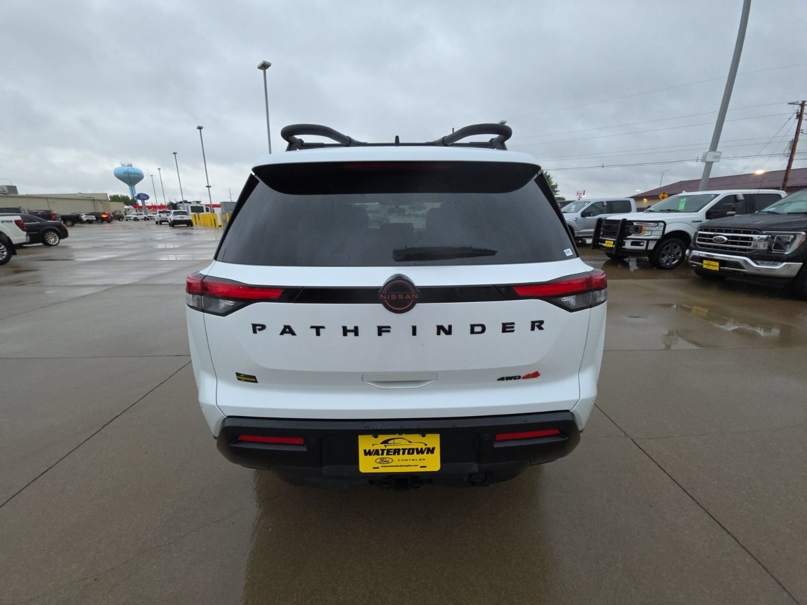 Used 2026 Nissan Pathfinder Rock Creek AWD/4WD image 7