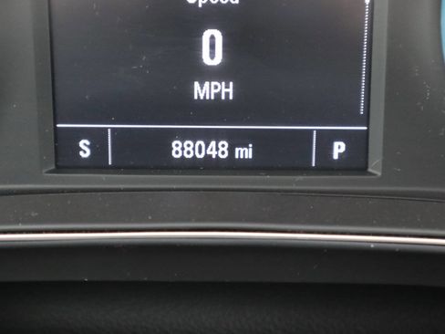 Used 2018 Chevrolet Cruze LT w/ Leather Package image 28