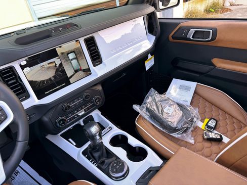 Used 2026 Ford Bronco Outer Banks AWD/4WD image 33